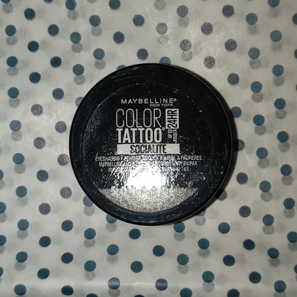 Maybelline Cream Eyeshadow - Picture 1 of 2